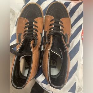 Brown and black vans shoes/never worn
